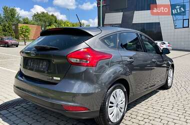 Хэтчбек Ford Focus 2017 в 