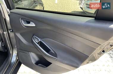 Хэтчбек Ford Focus 2017 в 