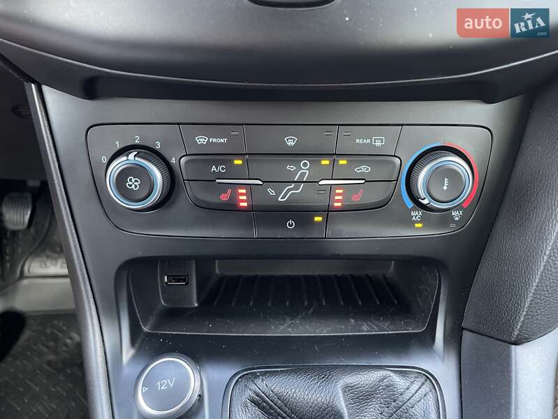 Хэтчбек Ford Focus 2017 в Львове