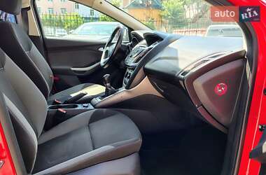 Универсал Ford Focus 2014 в 