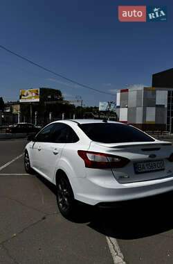 Седан Ford Focus 2013 в 