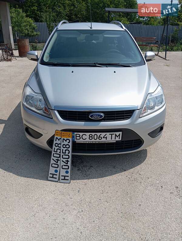 Ford Focus 2010