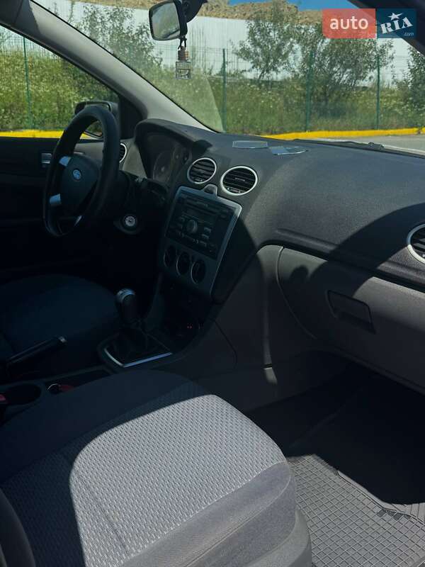 Універсал Ford Focus 2005 в Ужгороді