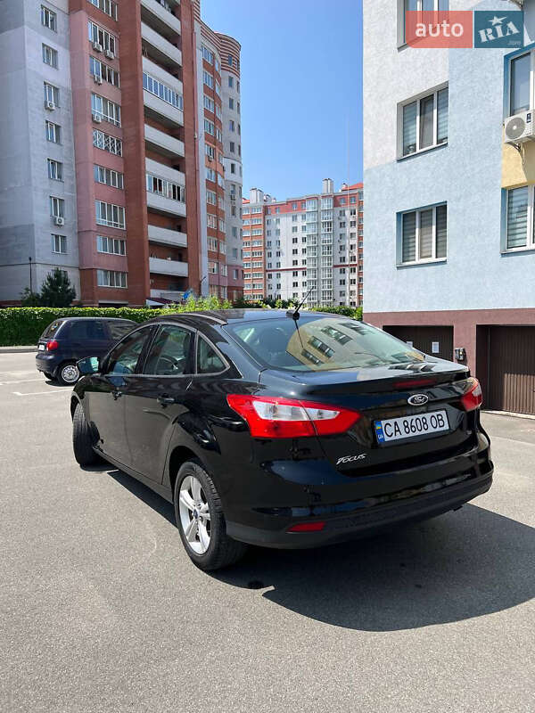 Седан Ford Focus 2014 в Киеве