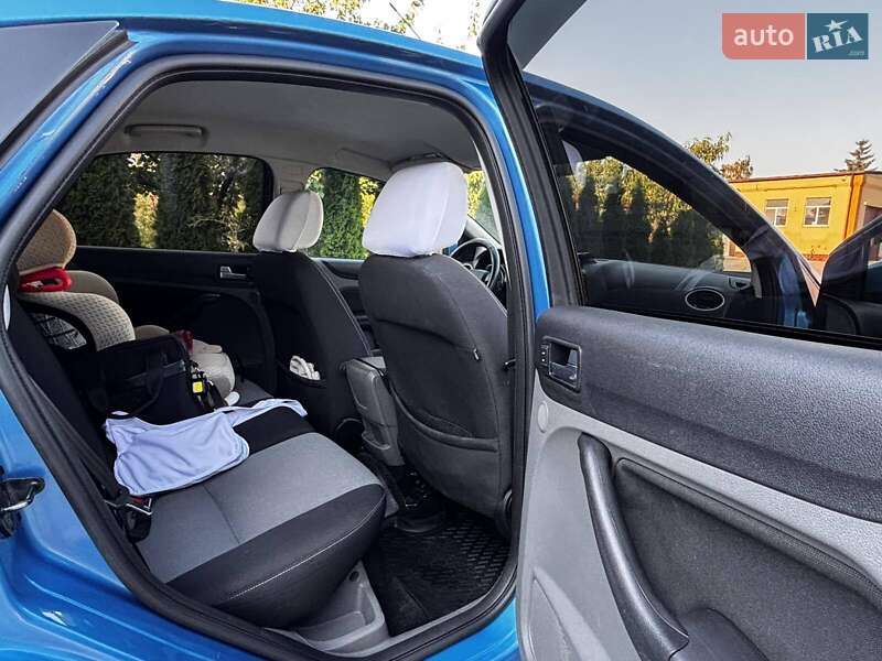 Хэтчбек Ford Focus 2010 в Ильинцах фото 9 Хэтчбек Ford Focus 2010 в Ильинцах