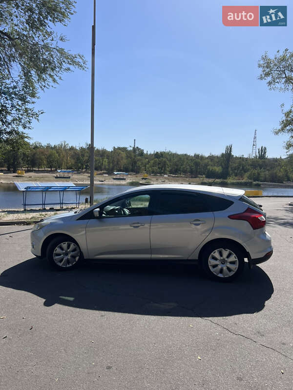 Хэтчбек Ford Focus 2011 в Кривом Роге
