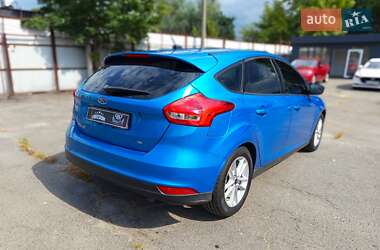 Хэтчбек Ford Focus 2016 в 