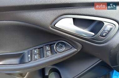 Хэтчбек Ford Focus 2016 в 