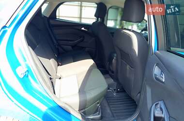 Хэтчбек Ford Focus 2016 в 