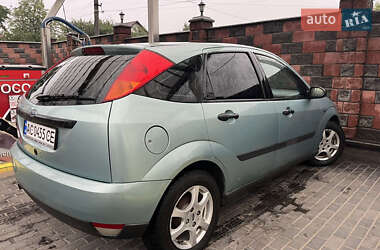 Хэтчбек Ford Focus 1999 в 