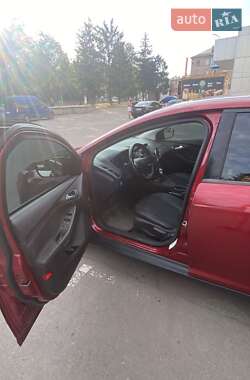 Седан Ford Focus 2015 в 
