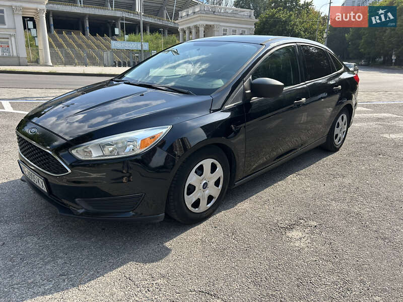 Седан Ford Focus 2015 в Дніпрі