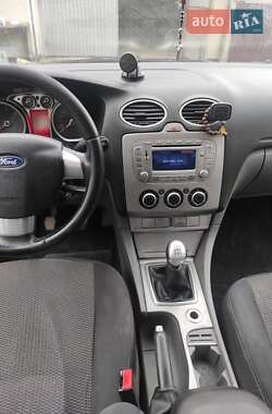 Универсал Ford Focus 2010 в 