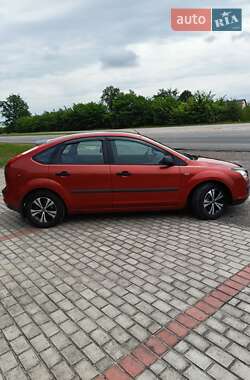 Хэтчбек Ford Focus 2006 в 