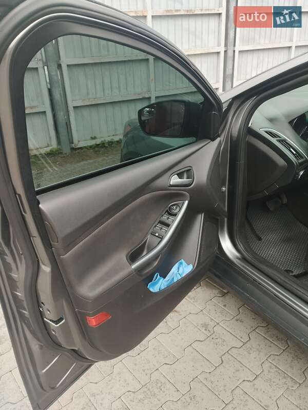 Седан Ford Focus 2013 в Львове