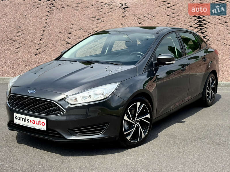 Седан Ford Focus 2015 в Виннице