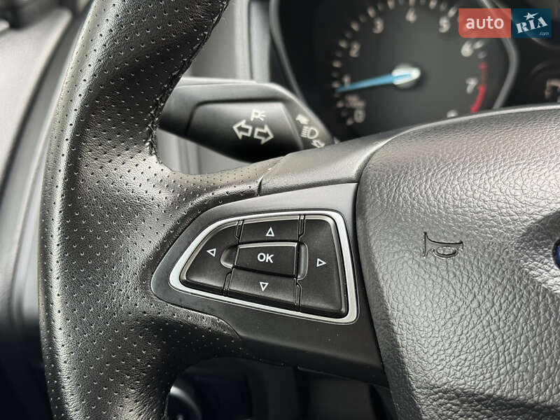 Седан Ford Focus 2015 в Виннице