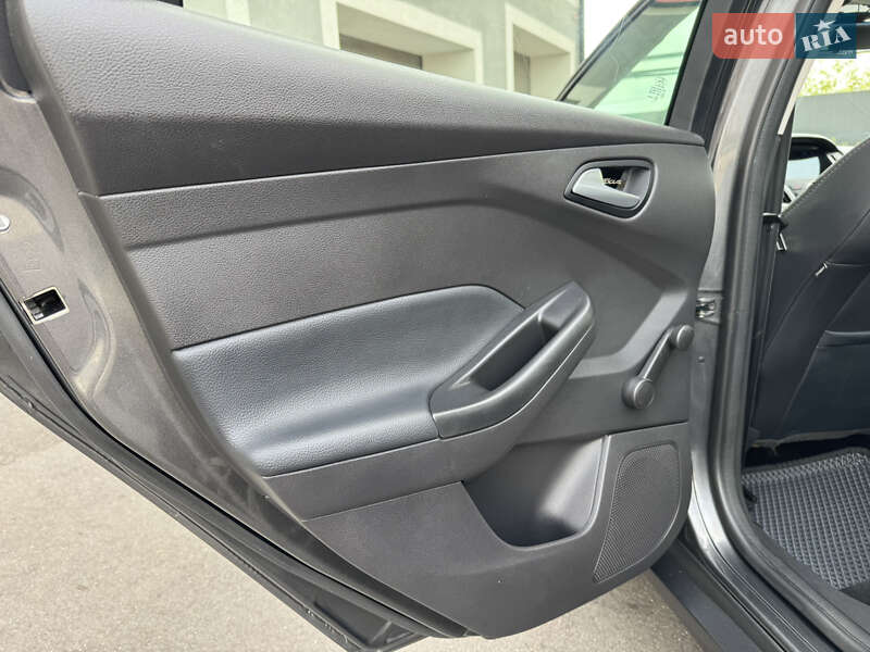 Седан Ford Focus 2015 в Виннице