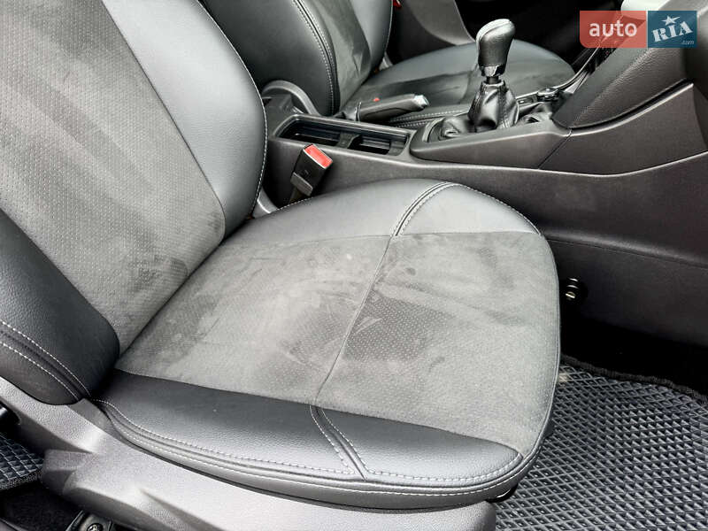 Седан Ford Focus 2015 в Виннице