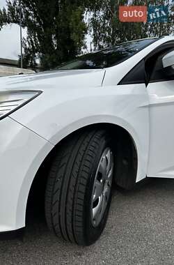 Универсал Ford Focus 2011 в 