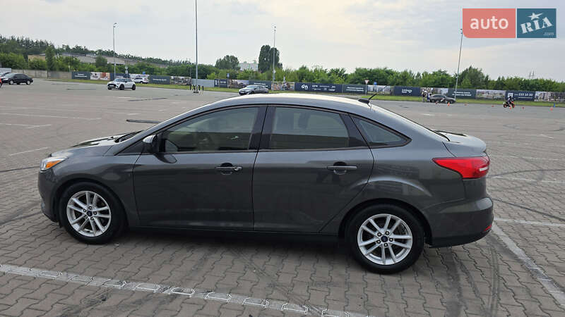 Седан Ford Focus 2017 в Киеве