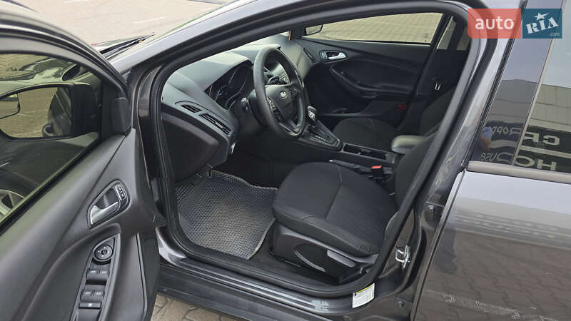 Седан Ford Focus 2017 в Киеве