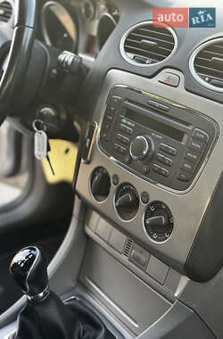 Универсал Ford Focus 2010 в 