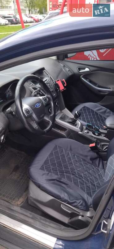 Хэтчбек Ford Focus 2014 в Запорожье