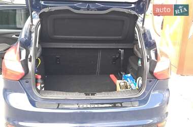 Хэтчбек Ford Focus 2014 в 