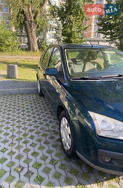 Хетчбек Ford Focus 2007 в 