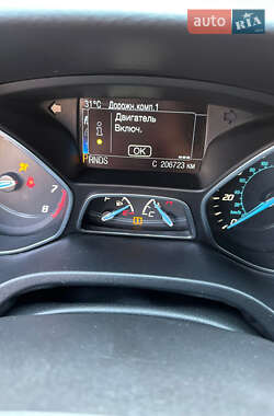 Хэтчбек Ford Focus 2014 в 
