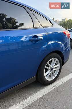 Седан Ford Focus 2017 в 