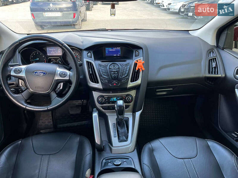 Хэтчбек Ford Focus 2012 в Львове