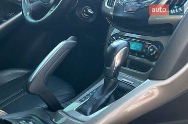 Хэтчбек Ford Focus 2012 в 