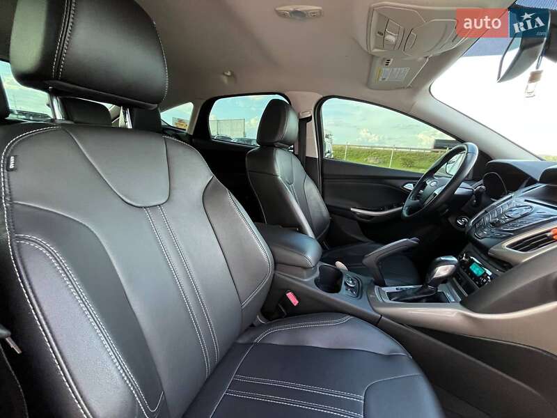 Хэтчбек Ford Focus 2012 в Львове