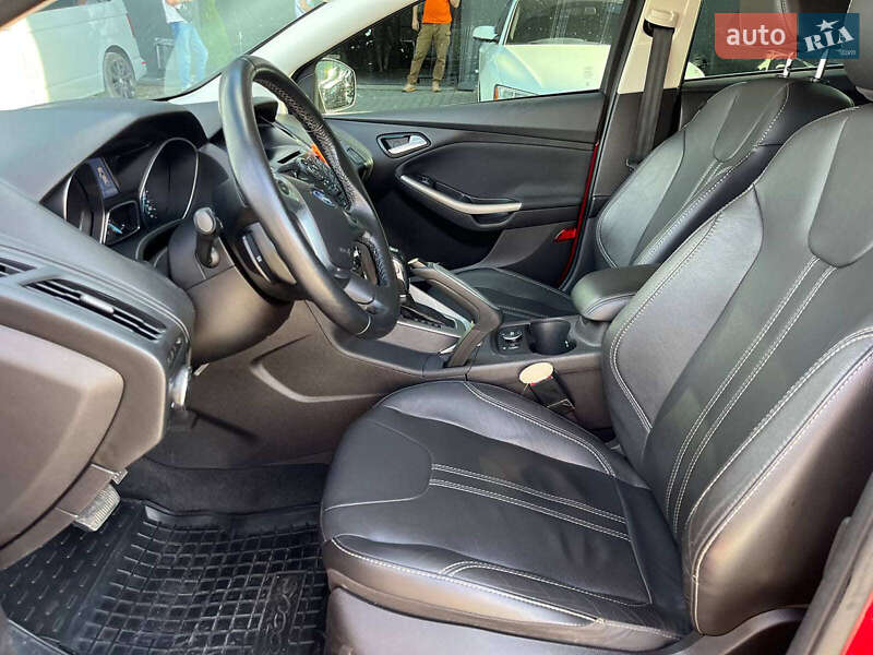 Хэтчбек Ford Focus 2012 в Львове