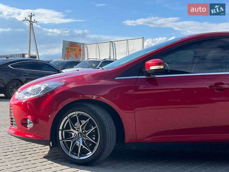 Хэтчбек Ford Focus 2012 в Львове