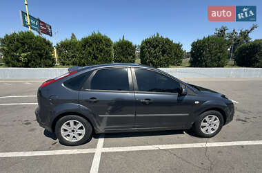 Хэтчбек Ford Focus 2006 в 