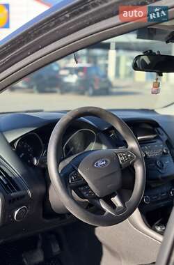 Седан Ford Focus 2017 в 