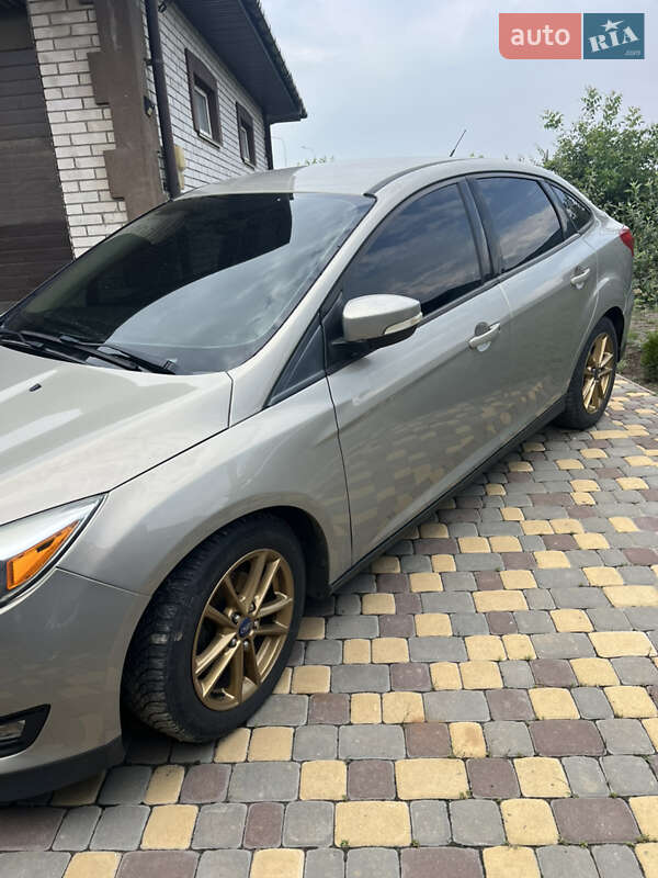 Седан Ford Focus 2015 в Гайсине