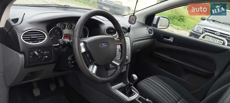 Седан Ford Focus 2008 в Мукачево