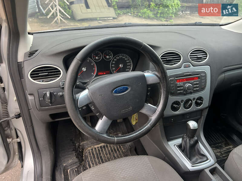 Универсал Ford Focus 2007 в Олевске