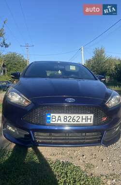 Хэтчбек Ford Focus 2017 в 