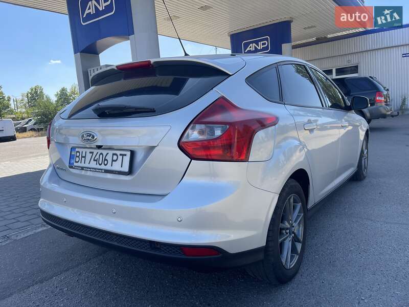 Хэтчбек Ford Focus 2014 в Николаеве