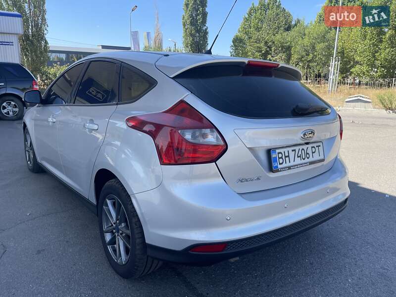 Хэтчбек Ford Focus 2014 в Николаеве