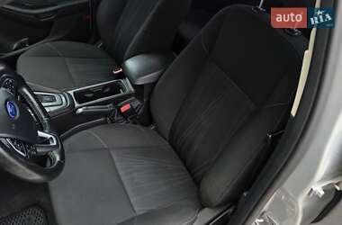 Седан Ford Focus 2015 в 