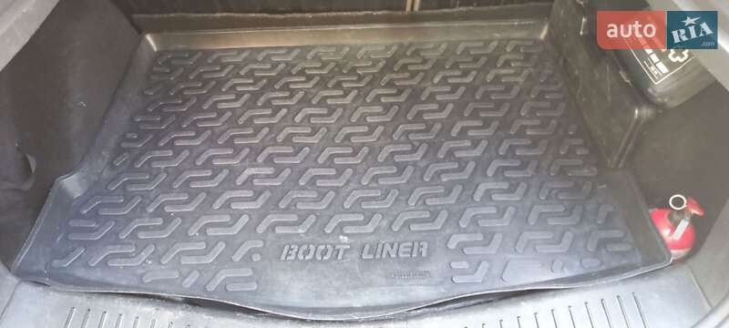 Хэтчбек Ford Focus 2005 в Харькове фото 4 Хэтчбек Ford Focus 2005 в Харькове