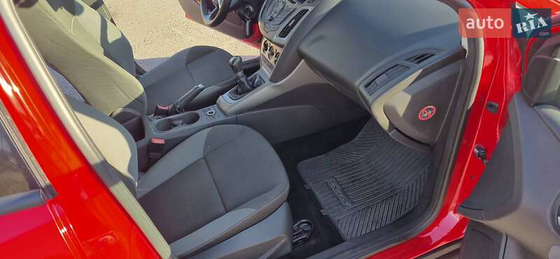 Универсал Ford Focus 2013 в Ровно
