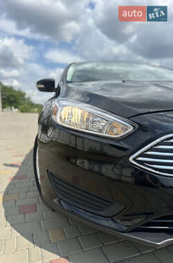 Седан Ford Focus 2016 в 