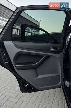 Хэтчбек Ford Focus 2009 в 